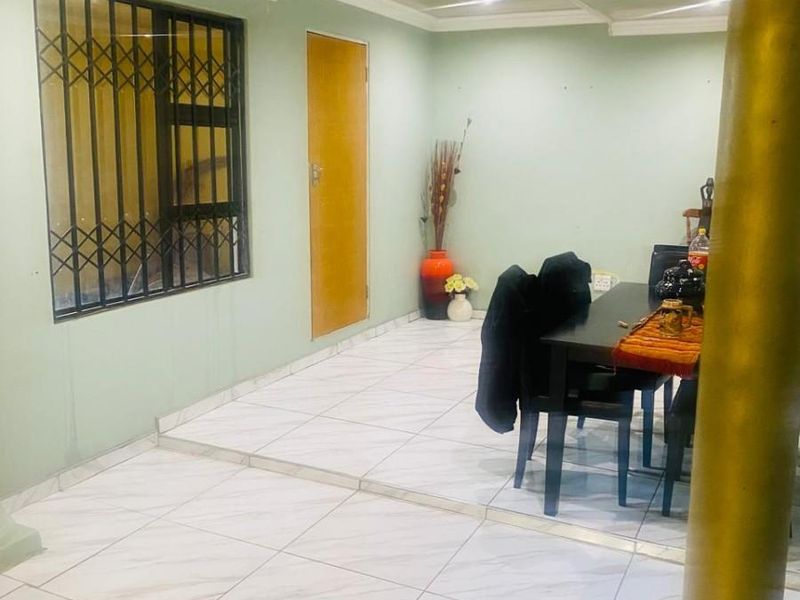 House For Sale in Bhekuzulu, Vryheid, KwaZulu Natal - Photo 2