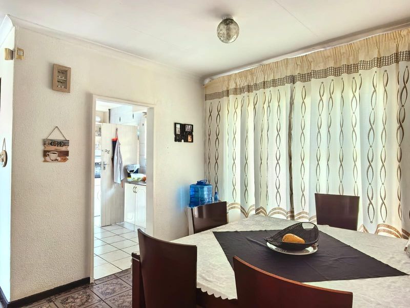 Charming Four Bedroom Home Move In Ready With  Yard That Is A Canvas - Photo 9
