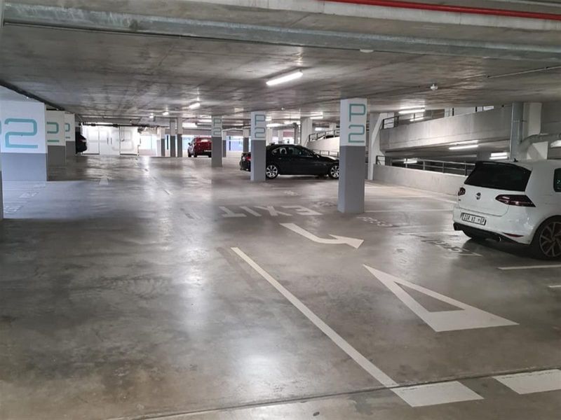 Apartment For Sale in Rosebank Johannesburg - Photo 6