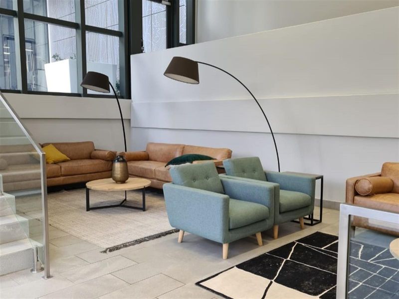 Apartment For Sale in Rosebank Johannesburg - Photo 8