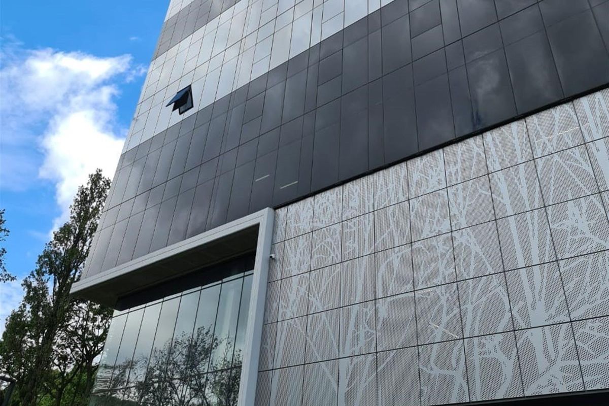 Apartment For Sale in Rosebank Johannesburg - Photo 3