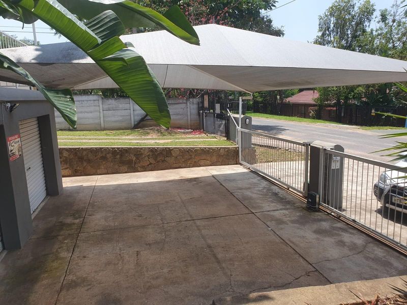 Stylish Family Gem in West Acres, Nelspruit! - Photo 4