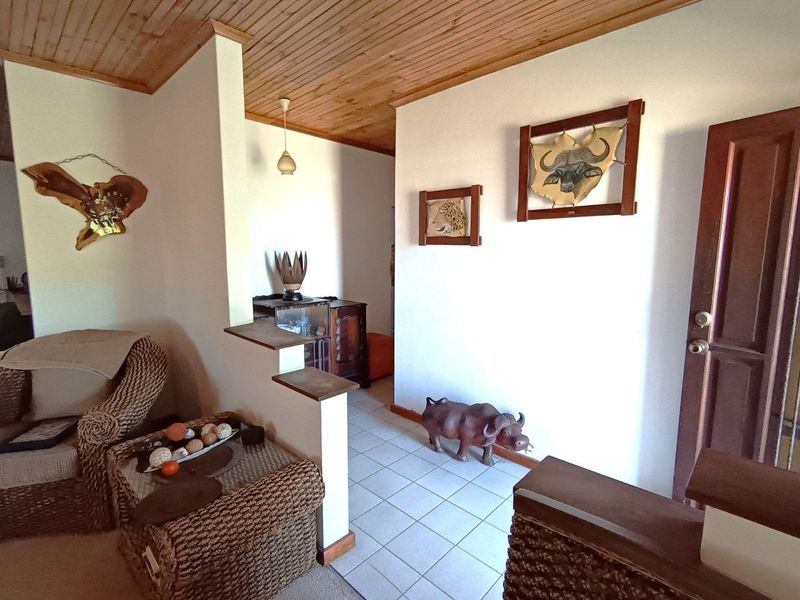 House For Sale in Noorsekloof, Jeffreys Bay - Photo 6