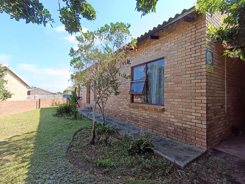 House For Sale in Noorsekloof, Jeffreys Bay - Photo 2