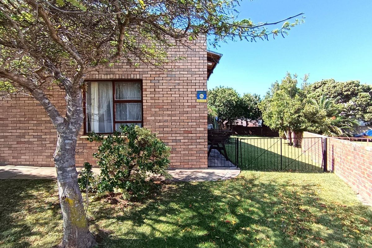 House For Sale in Noorsekloof, Jeffreys Bay - Photo 4