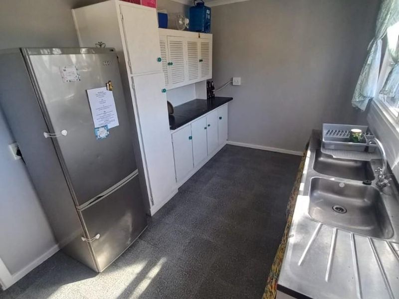 Income generator in Jeffrey's Bay - Photo 3