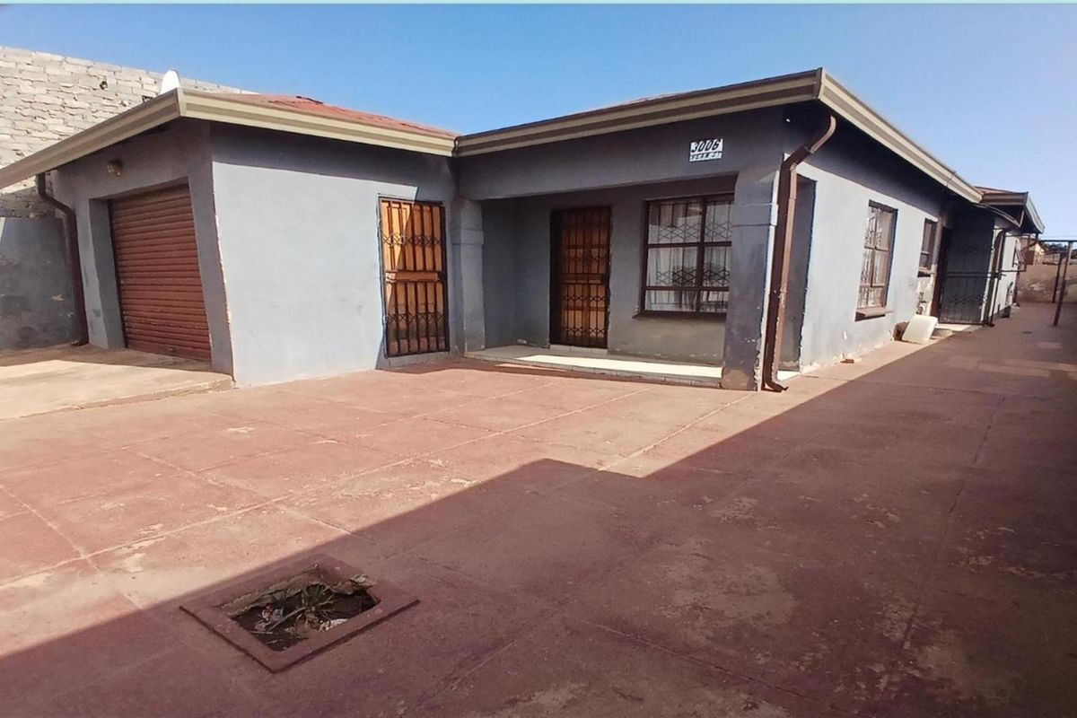 4-Bedroom Standalone Home for Sale in Roundebult - R640,000 - Photo 5
