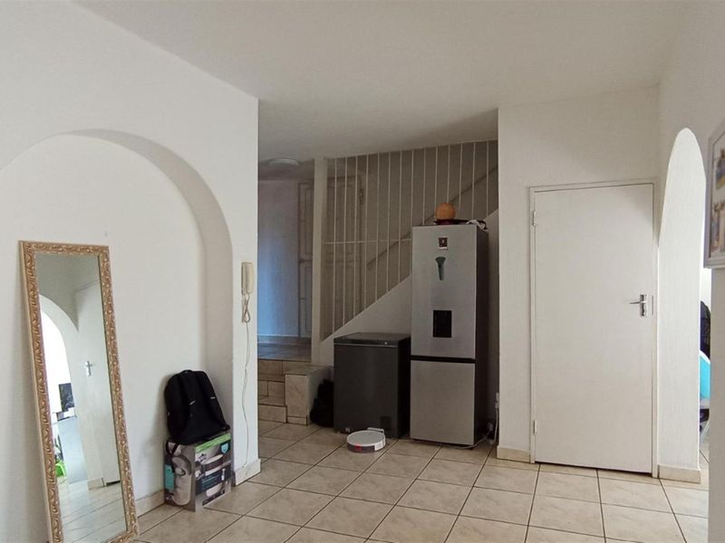 3-Bedroom Apartment for Sale in Ferndale, Randburg R1,055,000 - Photo 6