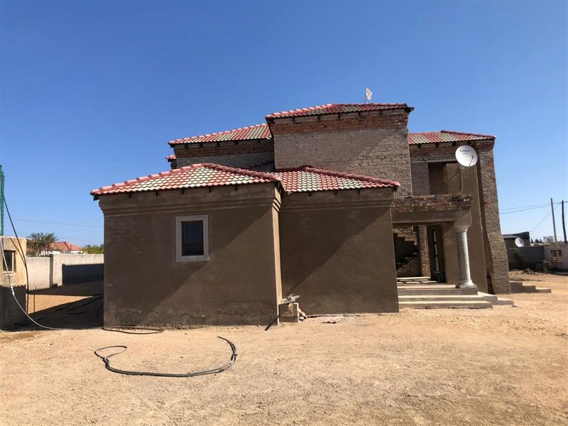 2 Bedroom House for sale in Moletji - Photo 2