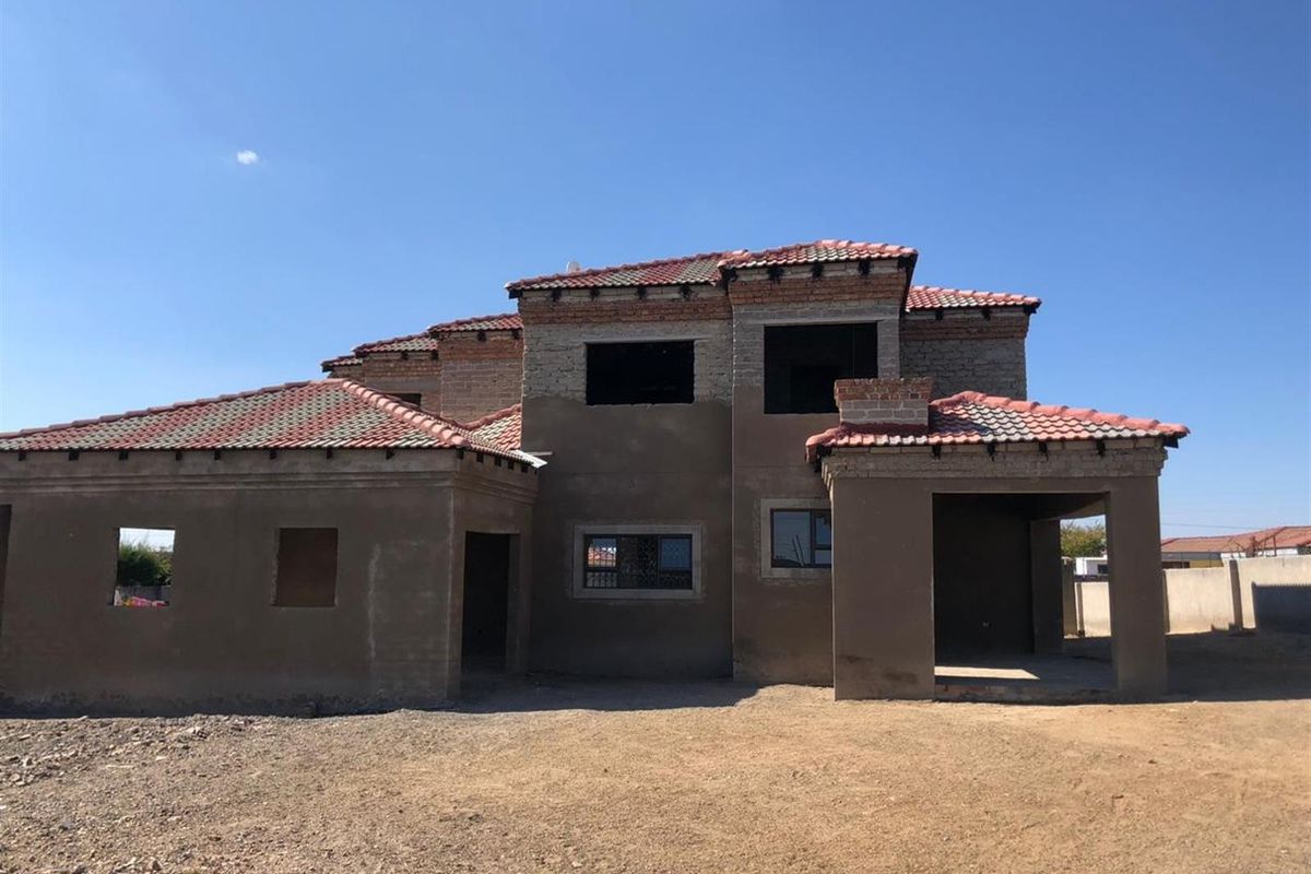 2 Bedroom House for sale in Moletji - Photo 4