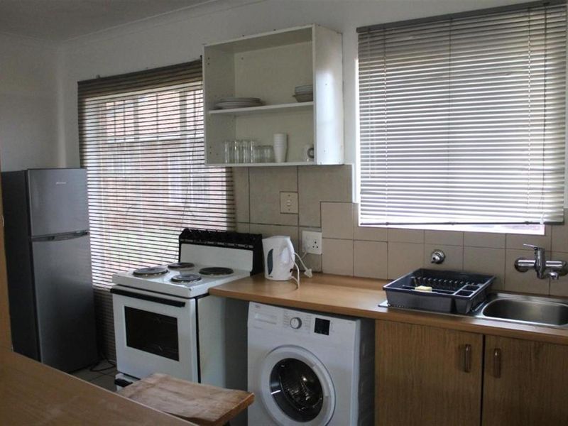 2 House For Sale in Hesteapark Ext 4, Akasia - Photo 8