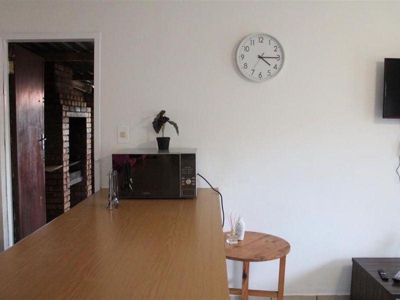 2 House For Sale in Hesteapark Ext 4, Akasia - Photo 10