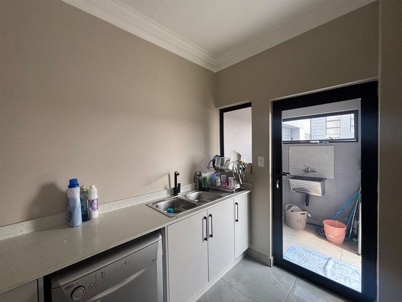 House For Sale in Midstream Estate, Centurion - Photo 7