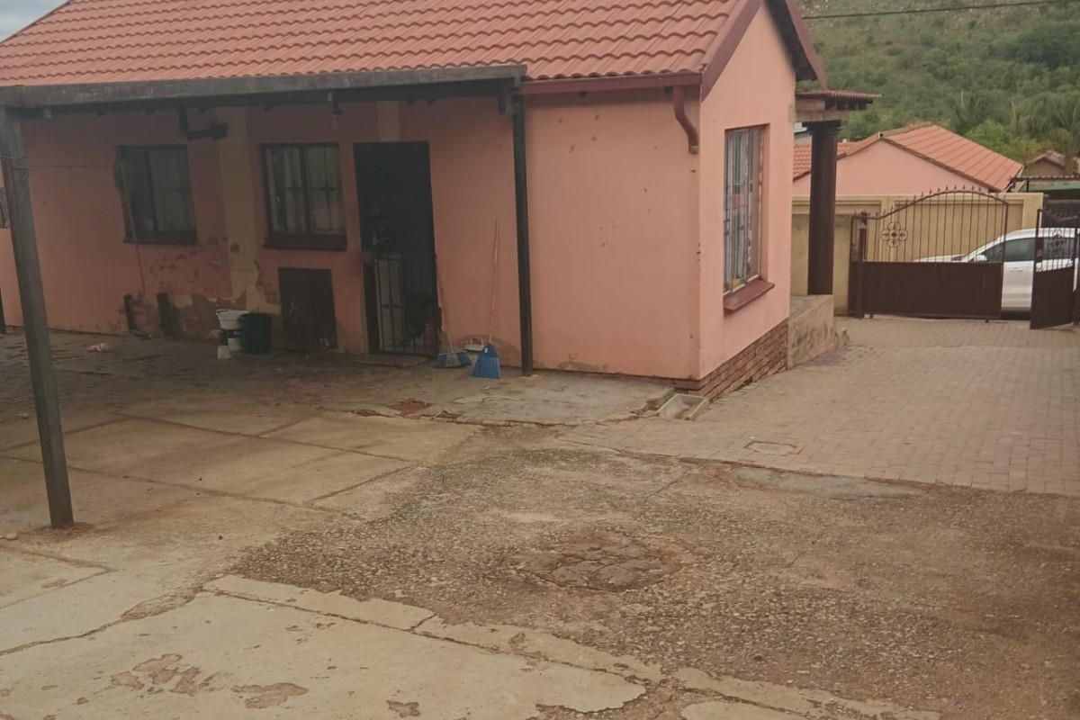 3 Bedroom House For Sale in Mahube Valley, Pretoria - Photo 4