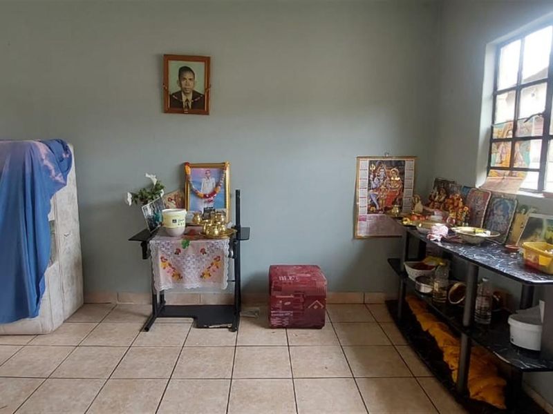 Spacious 4‐Bedroom Family Home with Open‐Plan Living - Photo 5