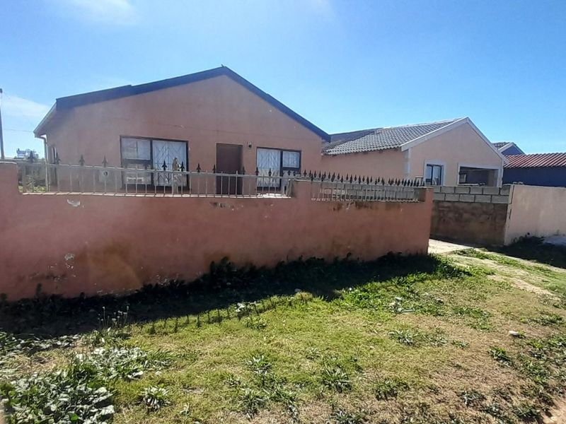House For Sale in Port Elizabeth, Eastern Cape - Photo 9