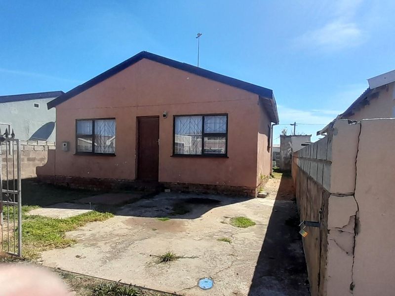 House For Sale in Port Elizabeth, Eastern Cape - Photo 8