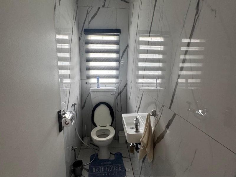 Modern townhouse For Sale in Beyers Park, Boksburg - Photo 7