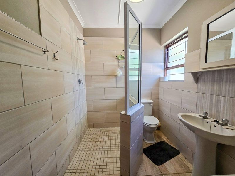 House For Sale in Stilbaai Wes, Stilbaai - Photo 10