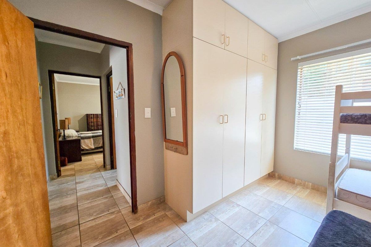 House For Sale in Stilbaai Wes, Stilbaai - Photo 5