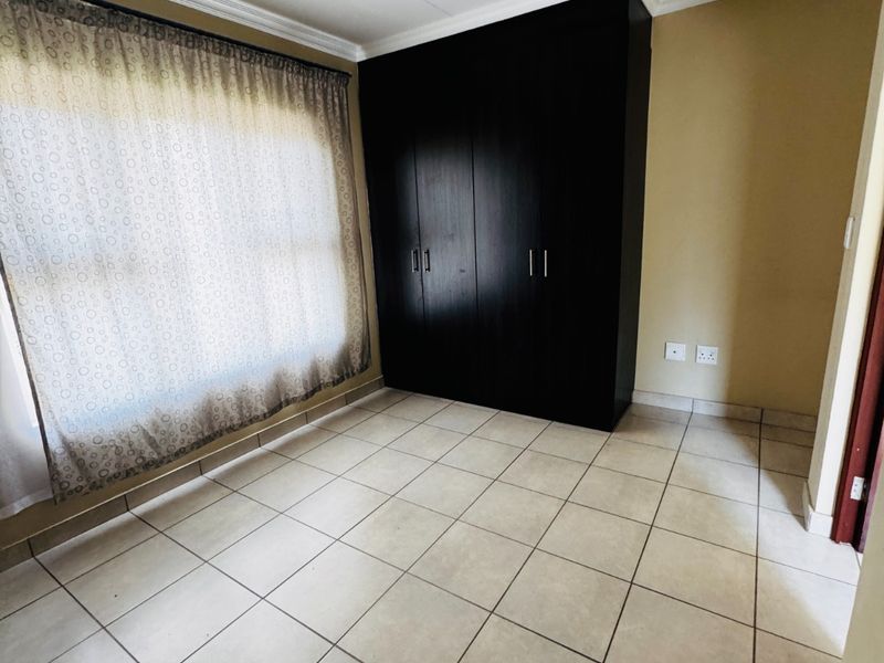 2 Bed Apartment To Rent in Midrand - Photo 10