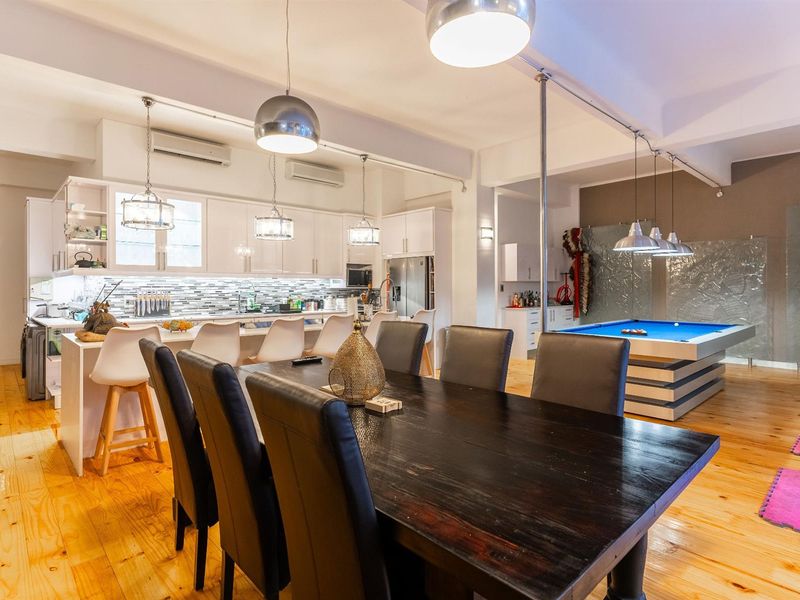 Spacious Urban Loft - Fully Furnished & Airbnb-Ready - Photo 4