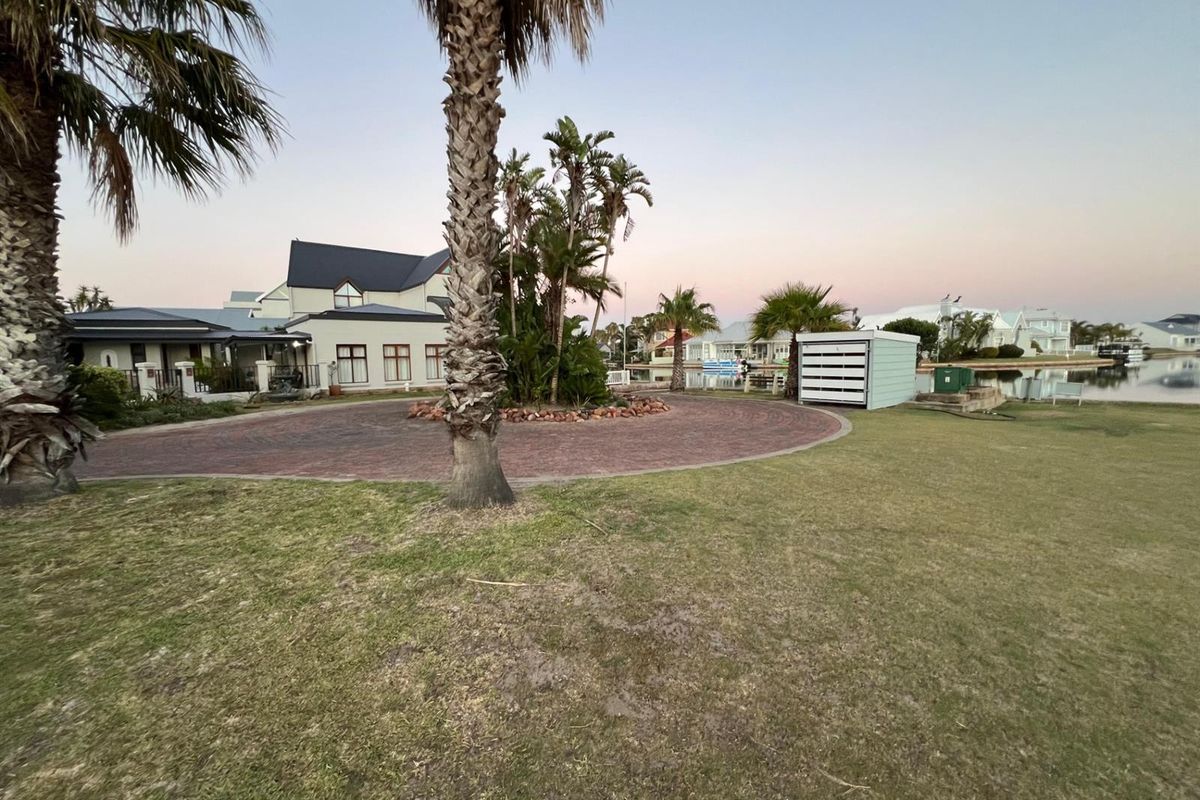 Vacant Land For Sale in Marina Martinique, Jeffreys Bay - Photo 4