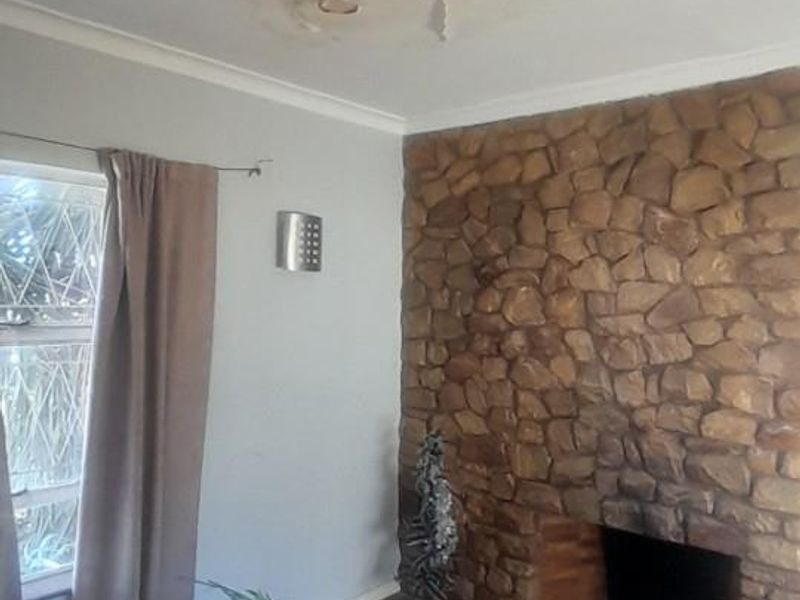 House For Sale in Bluewater Bay, Port Elizabeth - Photo 10