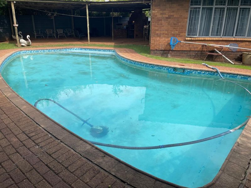 Charming Property Up for Grabs!!! - Photo 4