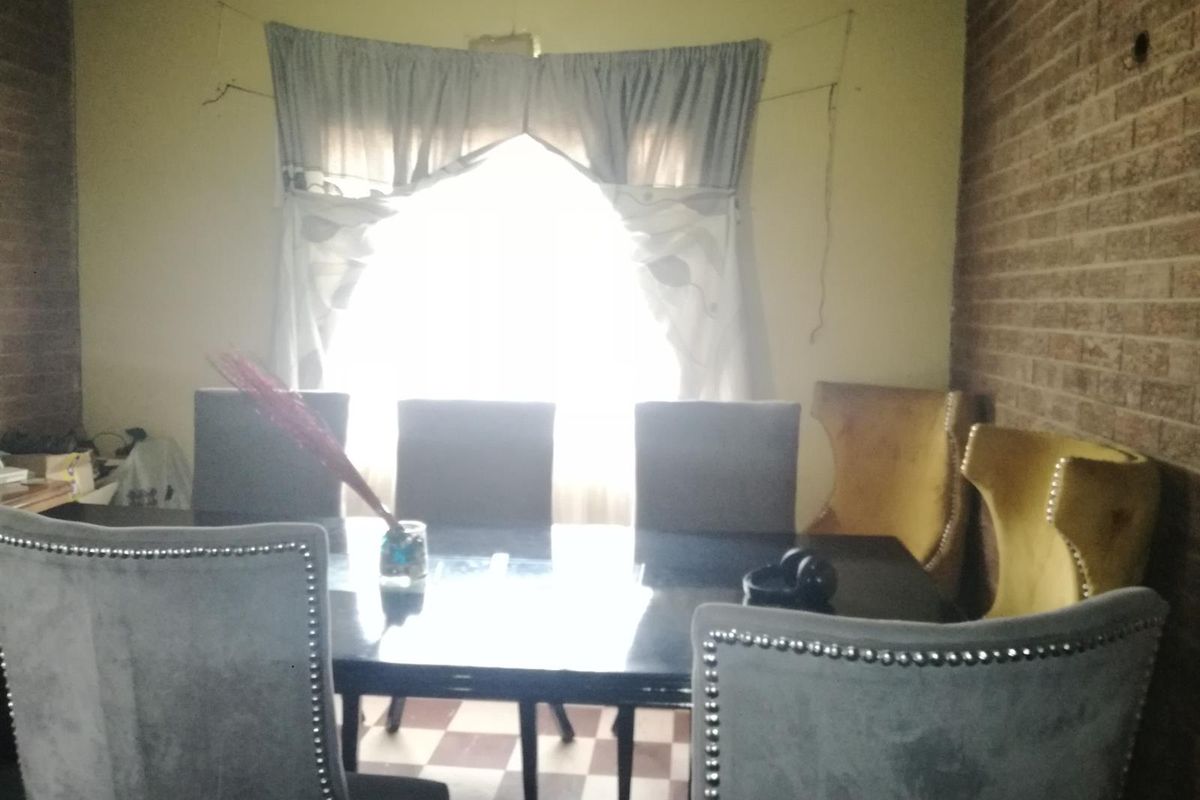 sale of property - Photo 3