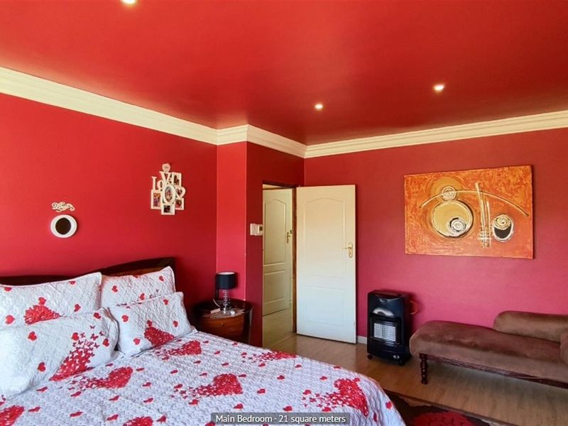 5-Bedroom Double-Storey Home for Sale in La Como Lifestyle Estate - Photo 7