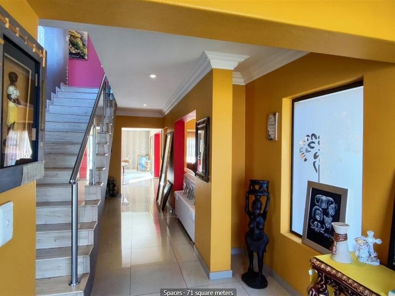 5-Bedroom Double-Storey Home for Sale in La Como Lifestyle Estate - Photo 6