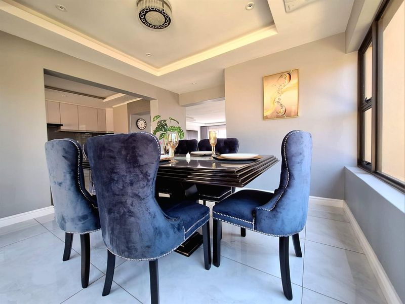 Modern Three-Bedroom Home For Sale in Izinga Ridge, Umhlanga KwaZulu Natal - Photo 10