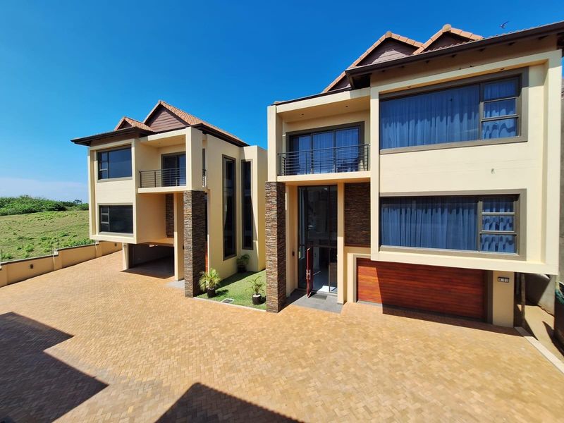 Modern Three-Bedroom Home For Sale in Izinga Ridge, Umhlanga KwaZulu Natal - Photo 1