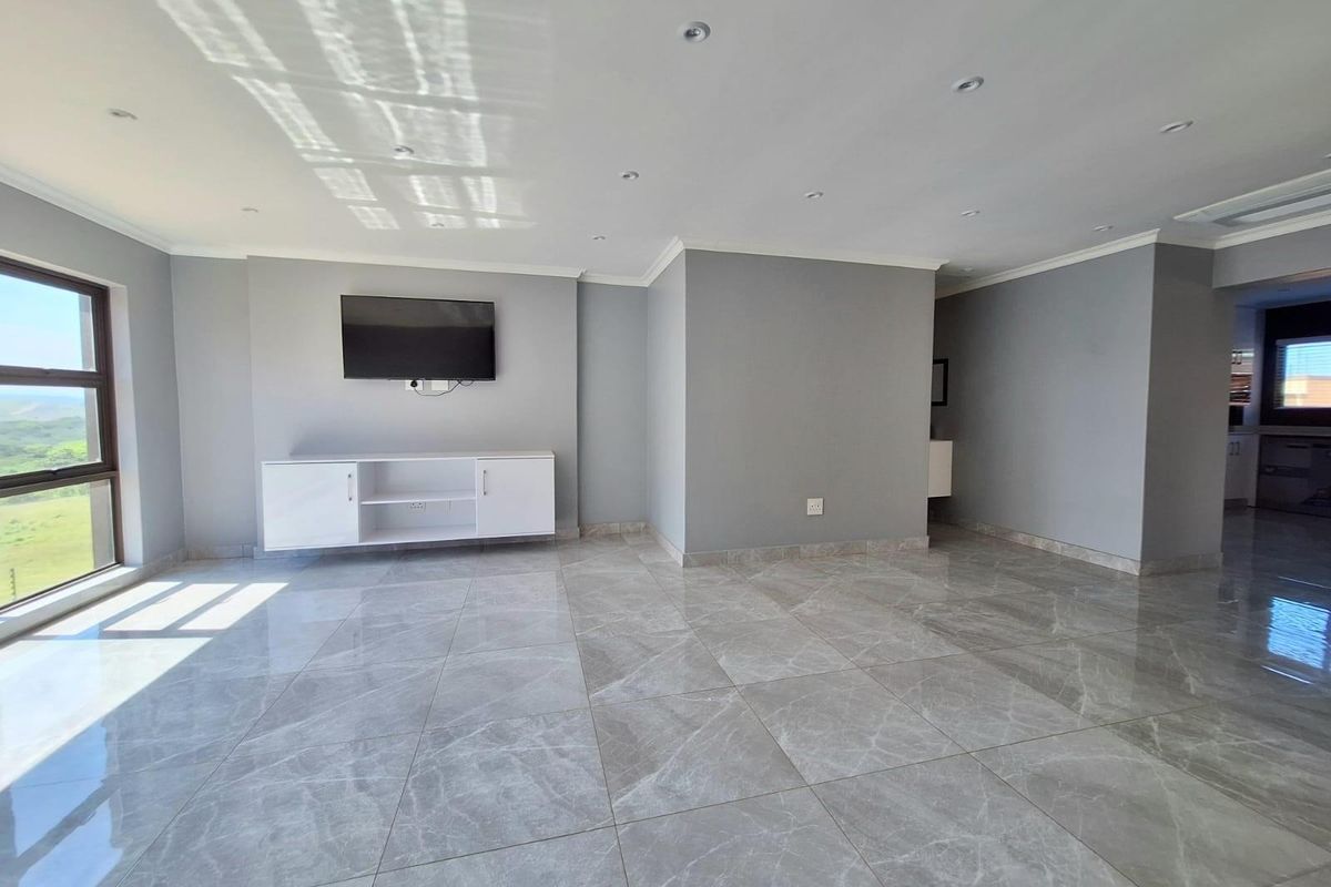 Modern Three-Bedroom Home For Sale in Izinga Ridge, Umhlanga, KwaZulu Natal - Photo 5