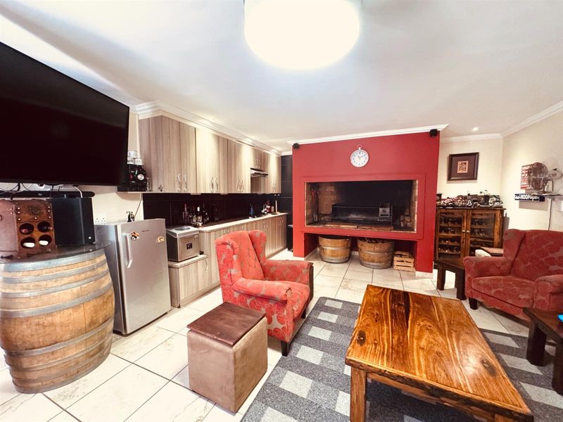 House For Sale in Country Club, Langebaan - Photo 2