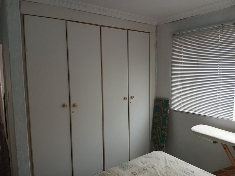 Apartment For Sale in Corlett Gardens, Johannesburg - Photo 8