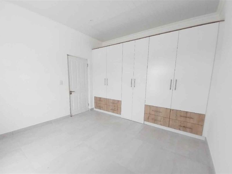 3 Bedroom Plot and Plan in Beautiful Surroundings. - Photo 7