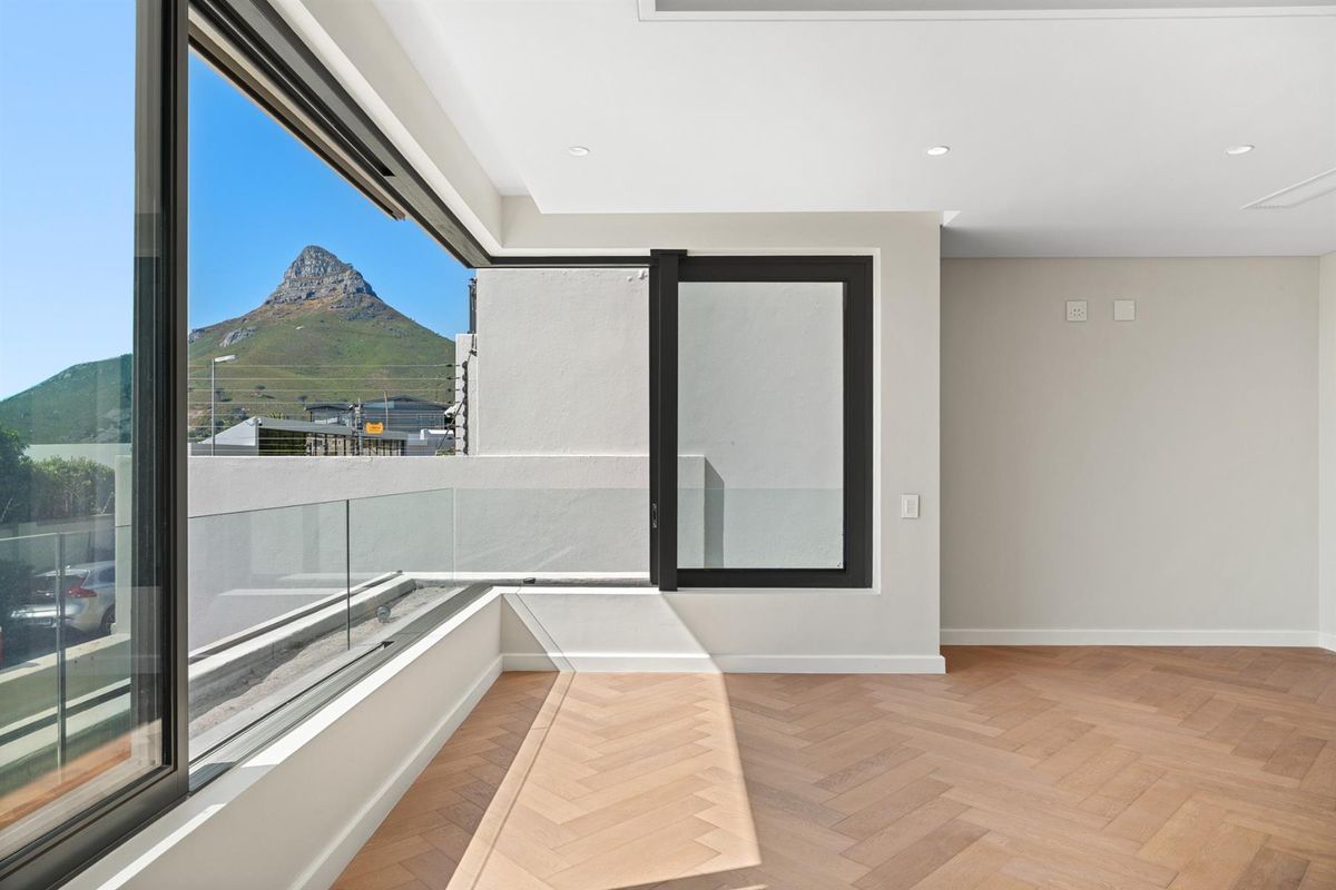 Final Release: Medburn Villas-Three already sold. Only one remaining residence. - Photo 2