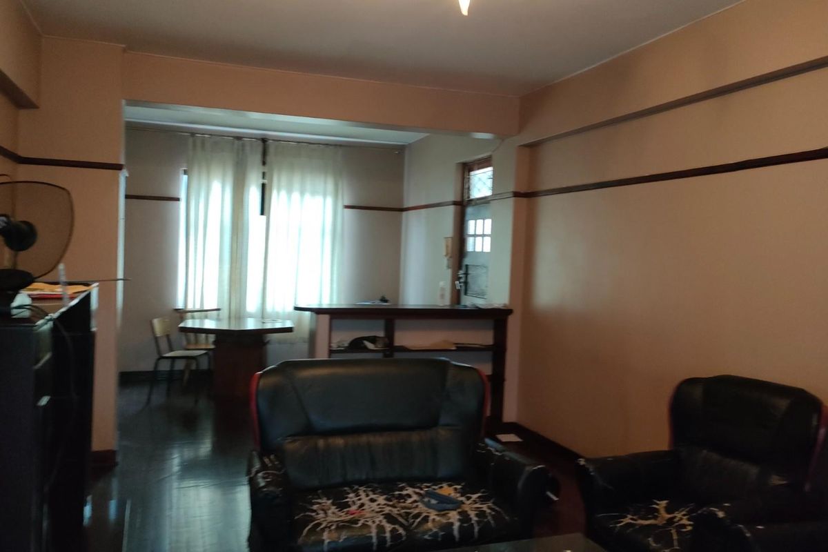 1.5 Bed Apartment For Sale - Photo 2