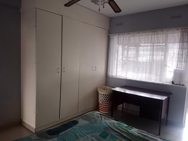 1.5 bed Apartment For Sale in Bulwer, Durban, KwaZulu Natal - Photo 9