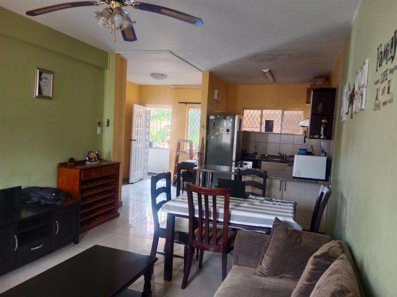 1.5 bed Apartment For Sale in Bulwer, Durban, KwaZulu Natal - Photo 8