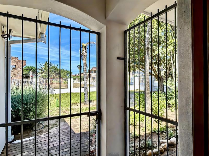 Well-Located Home Near the Beach | Listed by Danté Koen + Tanya Ruppersburg, eXp Realty - Photo 9