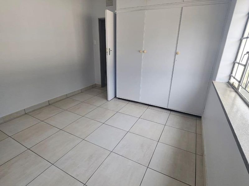 Apartment For Sale in Three Rivers, Vereeniging - Photo 6