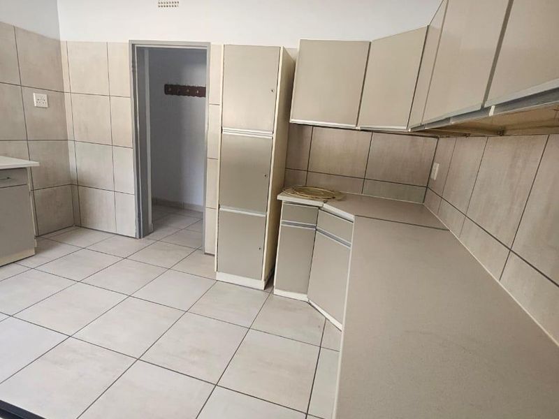 Apartment For Sale in Three Rivers, Vereeniging - Photo 10