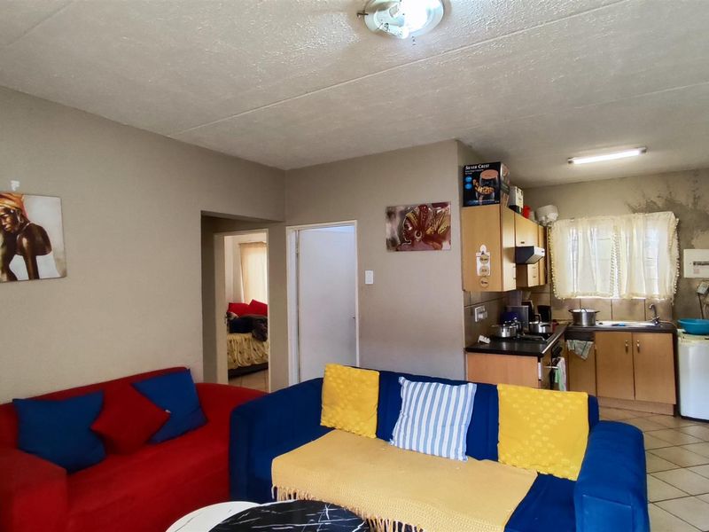 2 Bedroom appartment in Brakpan for sale R395 000 - Photo 5