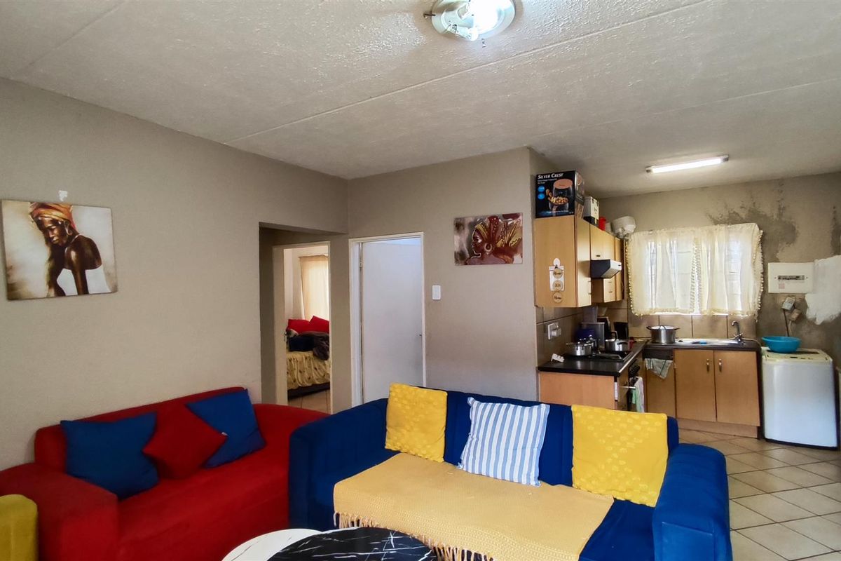 2 Bedroom appartment in Brakpan for sale R395 000 - Photo 5
