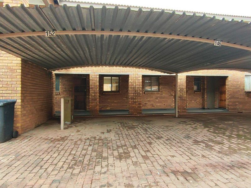 2 Bedroom appartment in Brakpan for sale R395 000 - Photo 2
