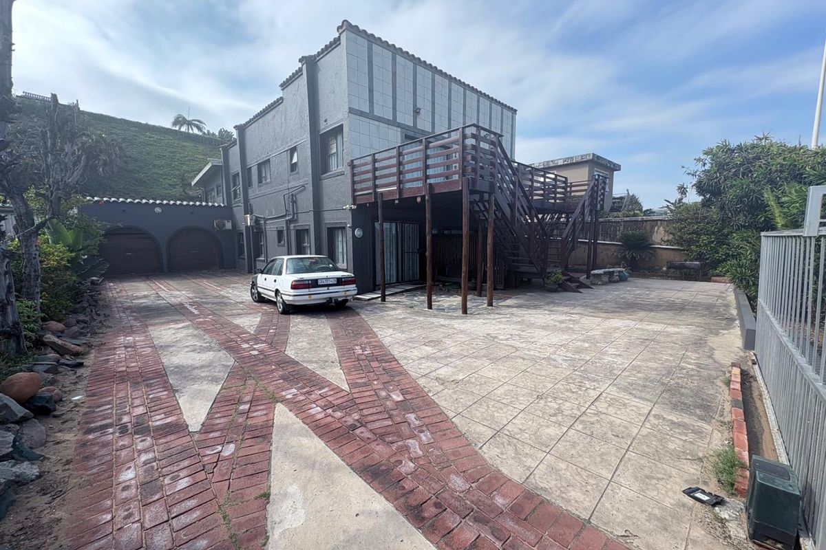 Guest House For Sale Seaside Serenity Meets Smart Investment! - Photo 4