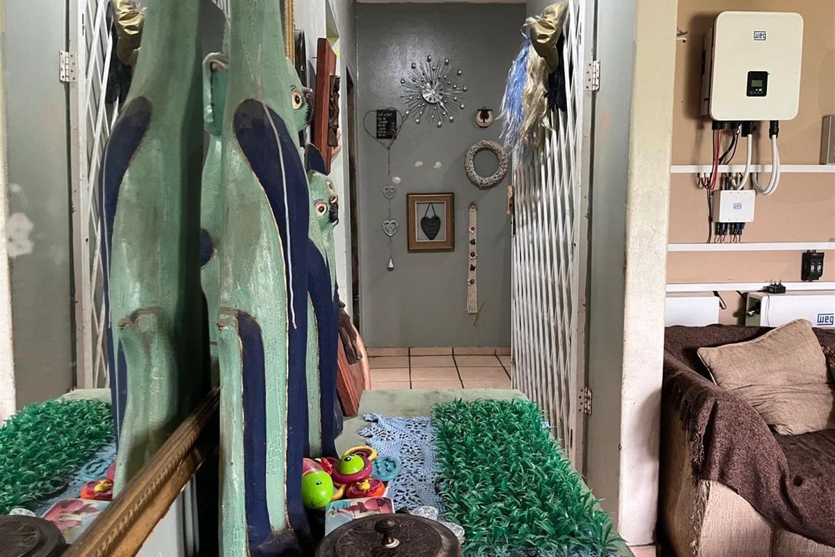 House For Sale in Vaal Power - Photo 3